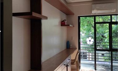 New Townhouse for sale in Town & Country West Molino3, Bacoor Cavite w/ 3br, 3 cr, w/ aircon, 12 car garage