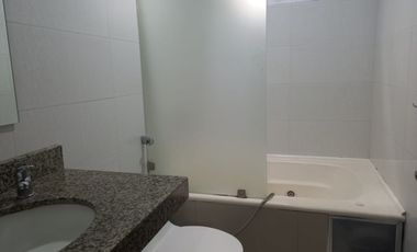 Departamento amoblado de alquiler, Samborondón, Planta Baja, 3 dormitorios.