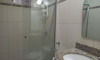 Departamento amoblado de alquiler, Samborondón, Planta Baja, 3 dormitorios.