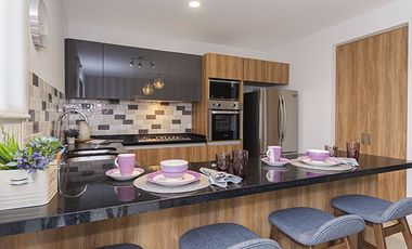 Casa moderna con roof garden y acabados premium en Lomas de Angelópolis – ¡Plusvalía garantizada!