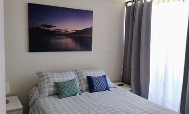 Arriendo departamento amoblado 1 Dormitorio 1 baño, 1 estacionamiento $ 500.000