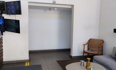 Arriendo departamento amoblado 1 Dormitorio 1 baño, 1 estacionamiento $ 500.000