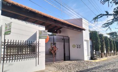 Casa en renta amueblada en coto con alberca Ajijic Jalisco