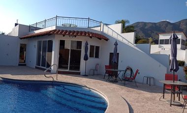Casa en renta amueblada en coto con alberca Ajijic Jalisco