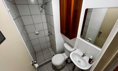 ALQUILER DEPARTAMENTO REMODELADO EN CONDOMINIO ALTO COLONIAL – 58.4 m² CERCADO DE LIMA