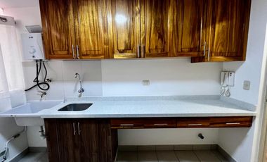 ALQUILER DEPARTAMENTO REMODELADO EN CONDOMINIO ALTO COLONIAL – 58.4 m² CERCADO DE LIMA