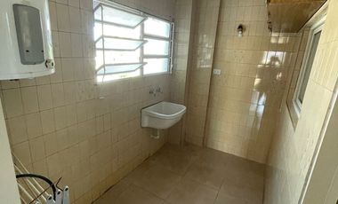 DEPARTAMENTO, DE 2 DORMITORIOS S/COCHERA. MICROCENTRO, S/CALLE BOLÍVAR. VENTA. POSADAS, MISIONES.