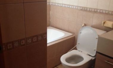 Sewa Apartemen Hampton Park Dekat JIS Jakarta Selatan