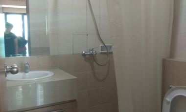 Sewa Apartemen Hampton Park Dekat JIS Jakarta Selatan