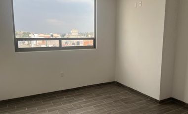 Casa residencial en renta excelente ubicación con amplio jardín.