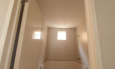 SUBDIVISION HOUSE AND LOT FOR SALE ID 15001