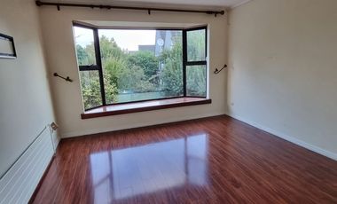 Excelente casa a la venta en el Barrio Ingles a pasos del colegio Greenhouse
