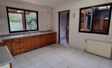 Excelente casa a la venta en el Barrio Ingles a pasos del colegio Greenhouse
