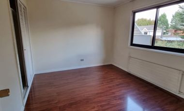 Excelente casa a la venta en el Barrio Ingles a pasos del colegio Greenhouse