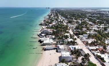 The Perfect Beach Front House For Sale in Chelem Puerto Yucatan