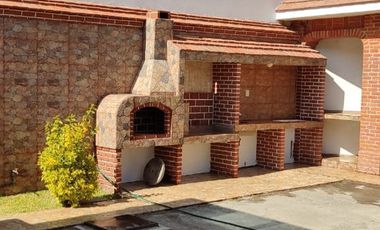 Venta de Casa Colonial, Departamentos y Accesorias en Tepetlaoxtoc, Edo.Méx. $13 MDP