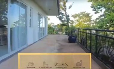 Spacious 3 Bedrooms House with Pool and Big Garden