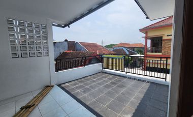 Rumah Tinggal 2 Lantai Lokasi di Daerah Pabelan Kartosuro Sukoharjo