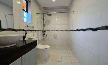 LUXURY 2-BEDROOM CONDOMINIUM FOR RENT IN ANGELES CITY NEAR CLARK