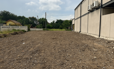 Land For Sale in Saimai District, Phaholyothin Road, 100 Sq.W, land with access from 2 public roads.