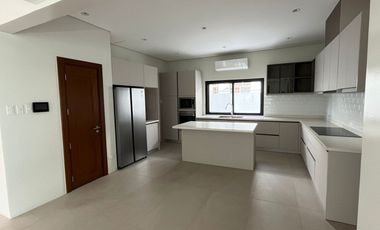 Ayala Southvale Primera | Four Bedroom 4BR House and Lot For Sale - #8535