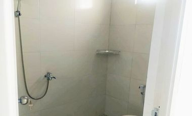 Kost Putri  Dekat Universitas Budi Luhur, Hypermart Ciledug, RS Hermina Ciledug