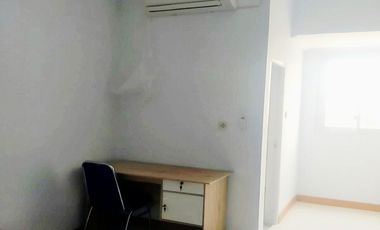 Kost Putri  Dekat Universitas Budi Luhur, Hypermart Ciledug, RS Hermina Ciledug