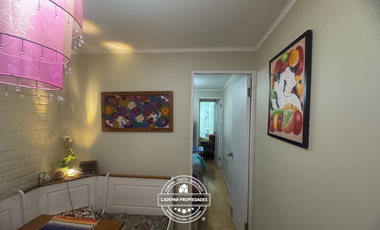 VENDE CVASA DE DOS PISOS EN LA FLORIDA