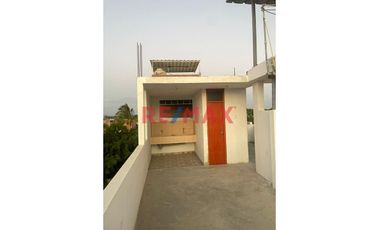 Vendo Casa De 3 Pisos De Estreno En Talarita - Castilla.ID: 1139507