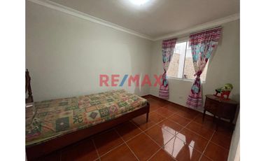 Alquilo Casa En Estreno De 3 Pisos Frente A Parque, En Lurín - La Estancia