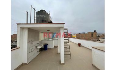 Alquilo Casa En Estreno De 3 Pisos Frente A Parque, En Lurín - La Estancia