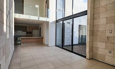 Casa en venta en Cennet Grand