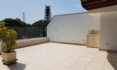 ALQUILO HERMOSO DUPLEX AMOBLADO - FRENTE A PARQUE EN CHACARILLA DEL ESTANQUE - LA FLORESTA  -  SURCO