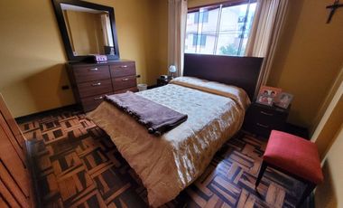 VENDO CASA DE 3 PISOS EN SURCO AV. SOTO BERMEO