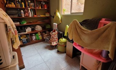 VENDO CASA DE 3 PISOS EN SURCO AV. SOTO BERMEO