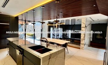 Casa en venta recámara en planta baja Fracc. Bosques de San Francisco. $23,800,000.