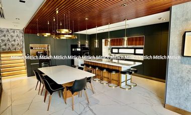 Casa en venta recámara en planta baja Fracc. Bosques de San Francisco. $23,800,000.
