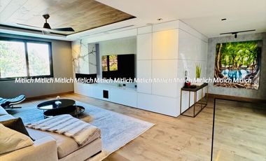Casa en venta recámara en planta baja Fracc. Bosques de San Francisco. $23,800,000.