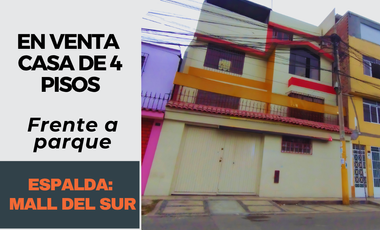 Casa de 4 pisos frente a parque, a espaldas del Mall del Sur