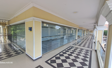 Se Vende Locales