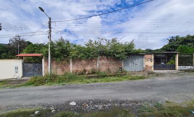 Lote en venta en sector central de Malacatos cerca del la iglesia y parque