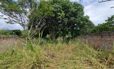 Lote en venta en sector central de Malacatos cerca del la iglesia y parque