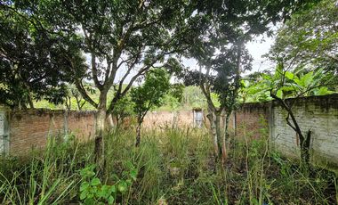 Lote en venta en sector central de Malacatos cerca del la iglesia y parque