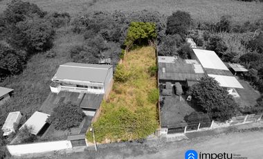 Lote en venta en sector central de Malacatos cerca del la iglesia y parque