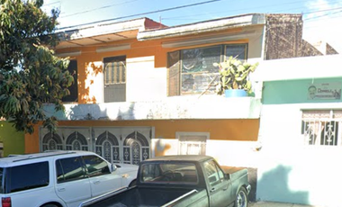 Excelente oportunidad, linda casita muy bien ubicada