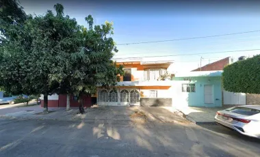 Excelente oportunidad, linda casita muy bien ubicada