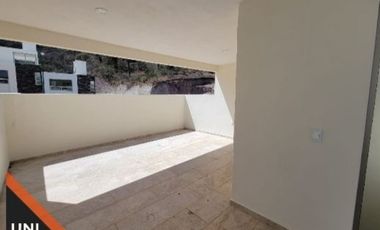 RENTA DE CASA EN FRACC. SAN RUBÉN, (ATRÁS DE LA PRIMERA GASOLINERA EN LA SALIDA A MIL CUMBRES)