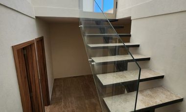 RENTA DE CASA EN FRACC. SAN RUBÉN, (ATRÁS DE LA PRIMERA GASOLINERA EN LA SALIDA A MIL CUMBRES)