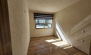 RENTA DE CASA EN FRACC. SAN RUBÉN, (ATRÁS DE LA PRIMERA GASOLINERA EN LA SALIDA A MIL CUMBRES)