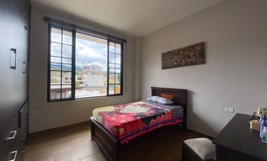 Amplia casa en venta en el centro de Catamayo